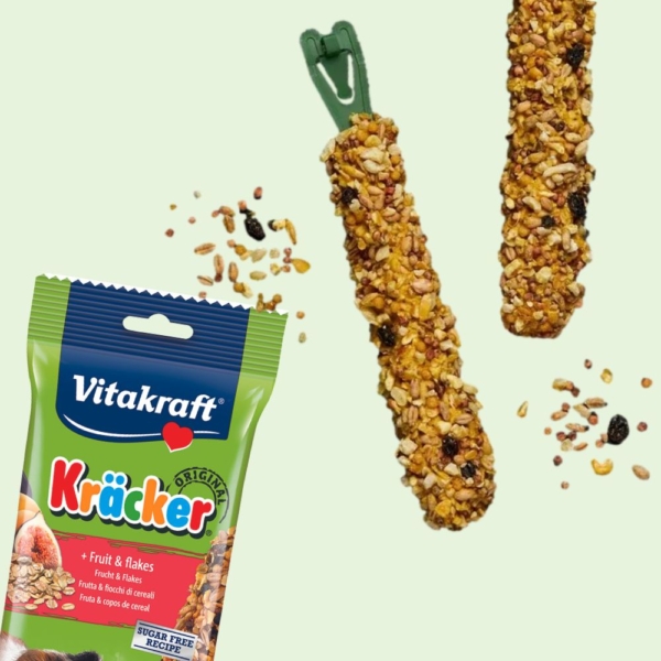 Vitakraft Kracker Sticks Guinea Pig Treats Fruit & Flakes 2pc